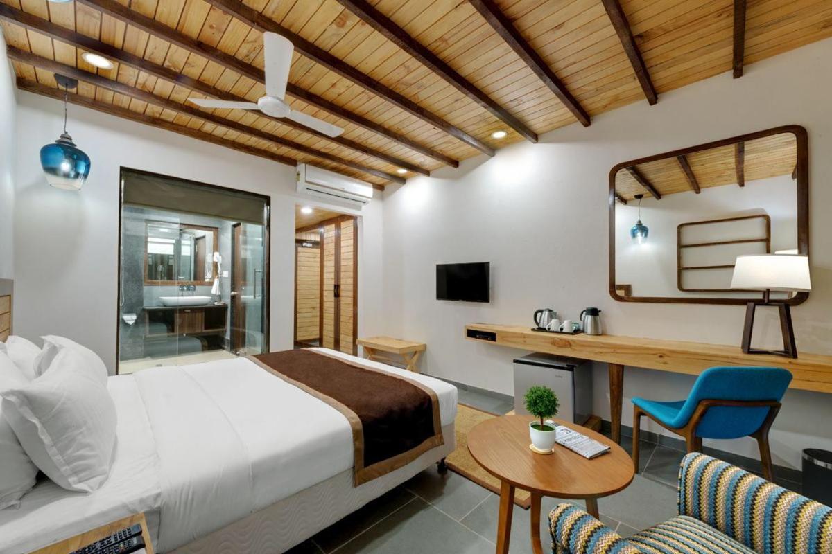 The Fern Leo Beach Resort , Madhavpur Porbandar Exteriör bild